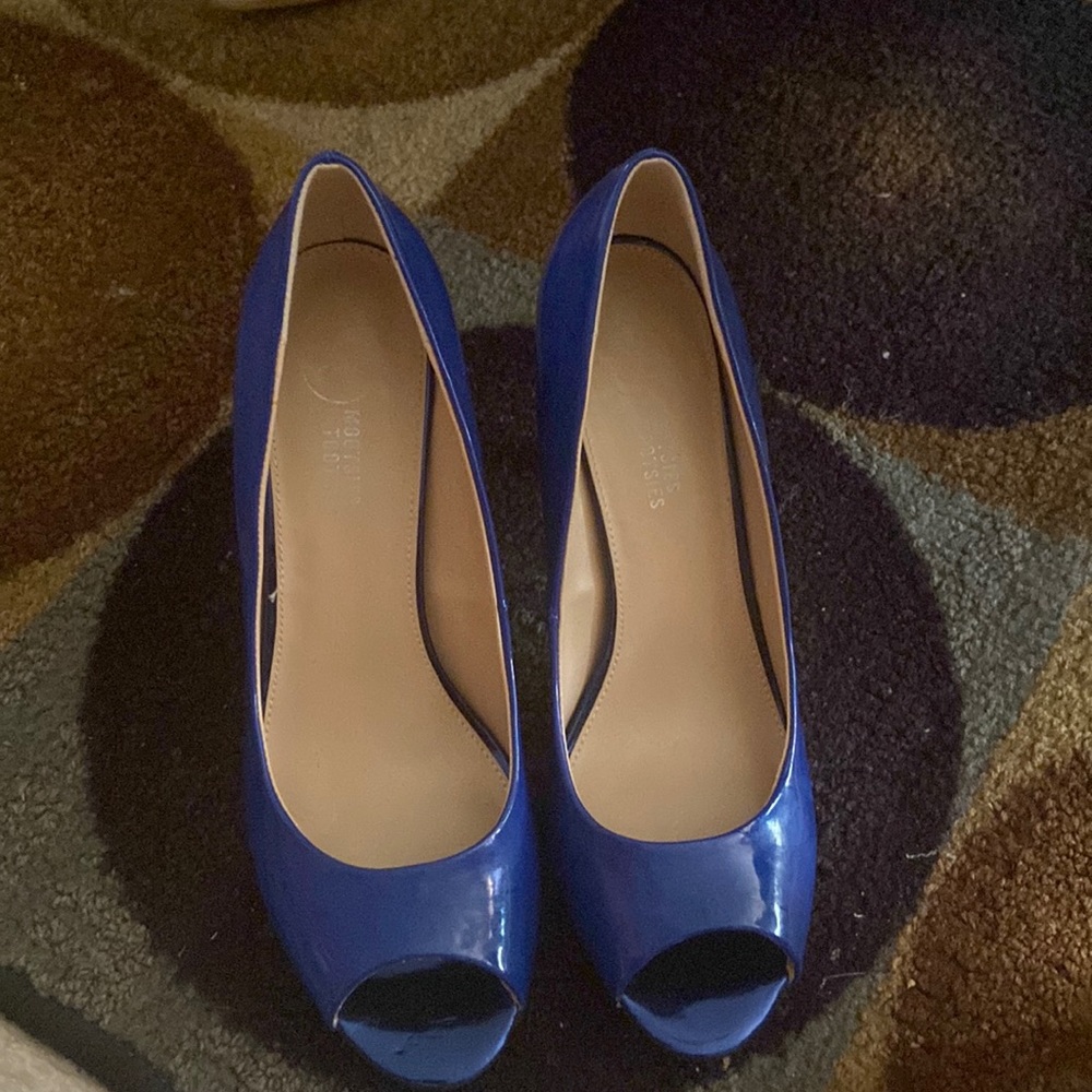 Royal Summer Pumps